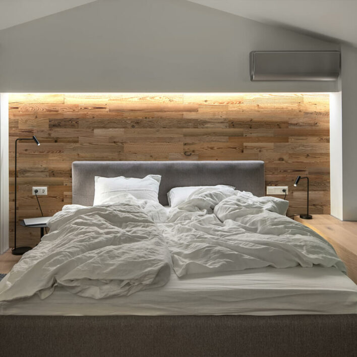 Tête de lit en bois