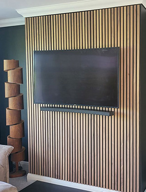 mur tv tasseaux bois